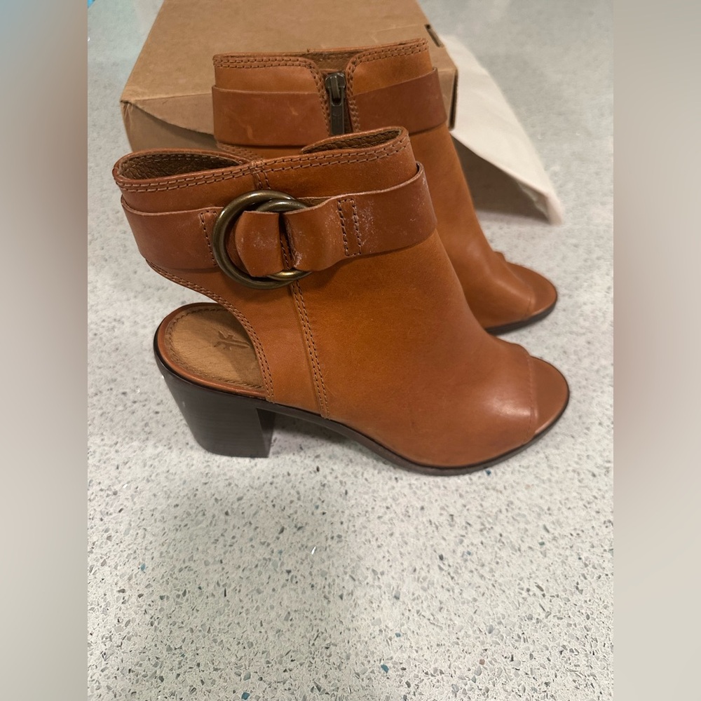 Frye Danica Harness Heeled Boots with Buckle Detail 7.5